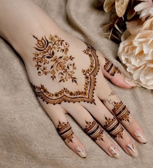 Mehndi Design Beautiful (22) Mehndi Design Beautiful (22)