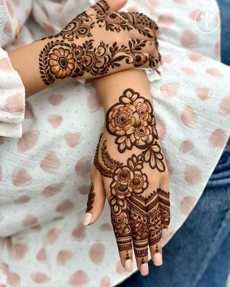 Mehndi Design Easy (7) Mehndi Design Easy (7)