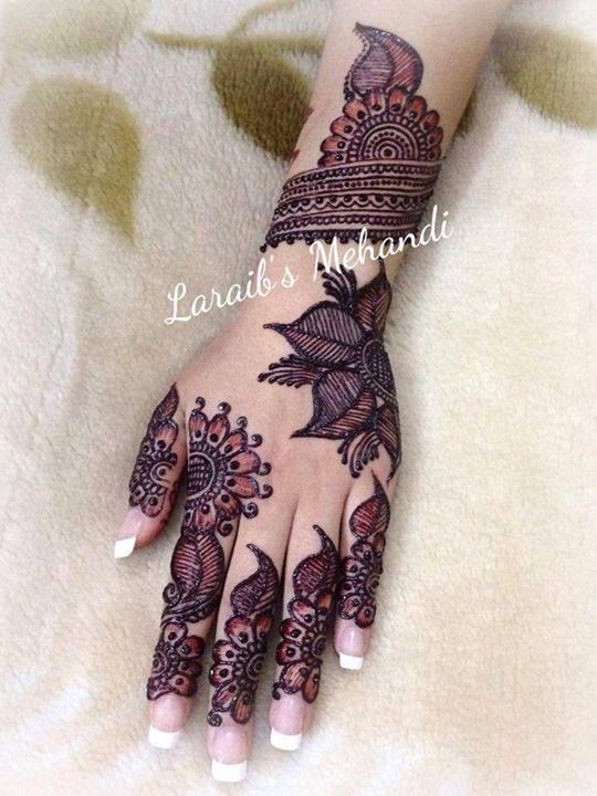 Mehndi Designs Royal (26)