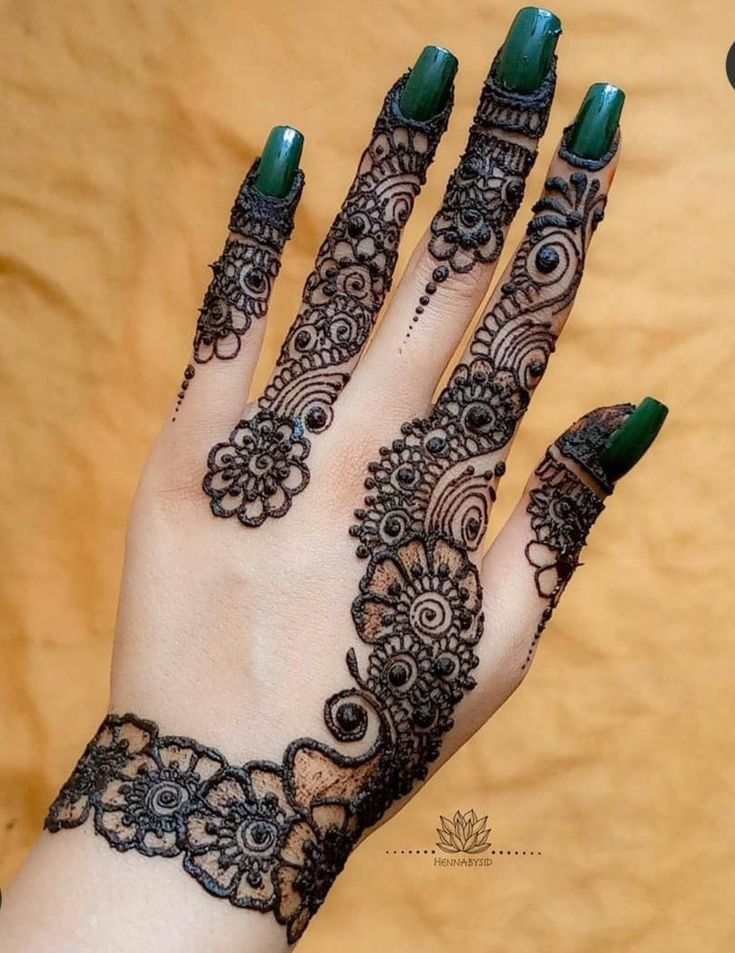 Mehndi Designs Royal (27)