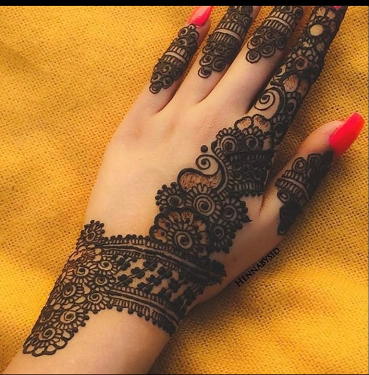 Mehndi Designs Royal (28)