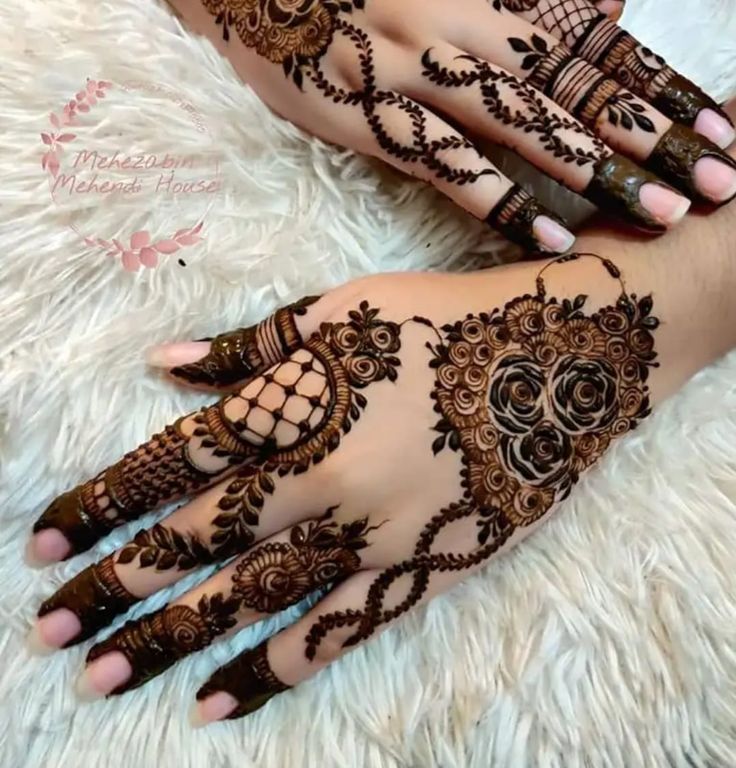 Mehndi Designs Royal (31)