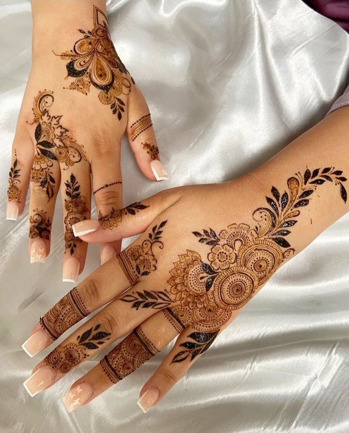 Modern Mehndi Design Full Hand (29)