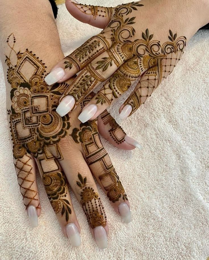 Modern Mehndi Design Full Hand (42)