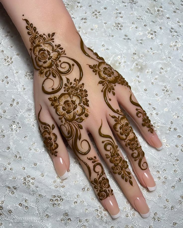 Modern Mehndi Design Full Hand (5)
