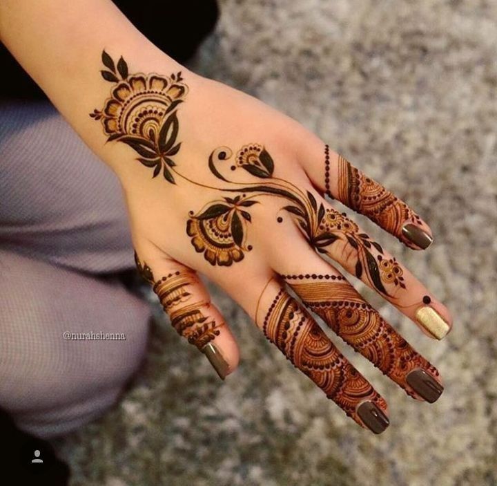 New & Easy Mehndi Design For Karva Chauth (3)