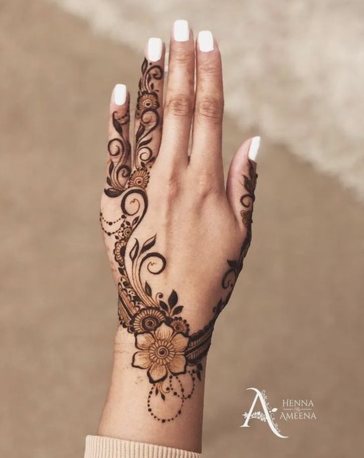 New & Easy Mehndi Design For Karva Chauth (5)