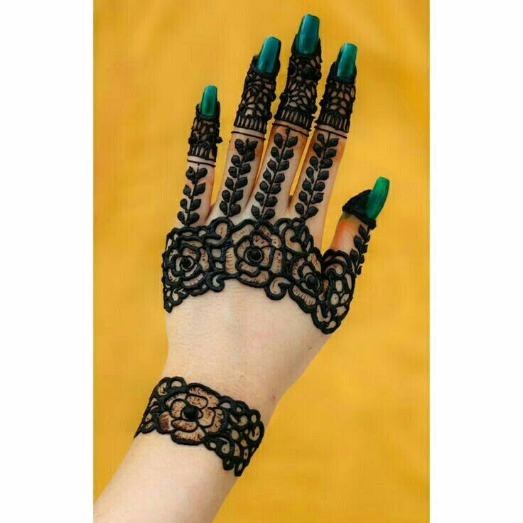 Punjabi Royal Hand Mehndi Design (14) Punjabi Royal Hand Mehndi Design (14)
