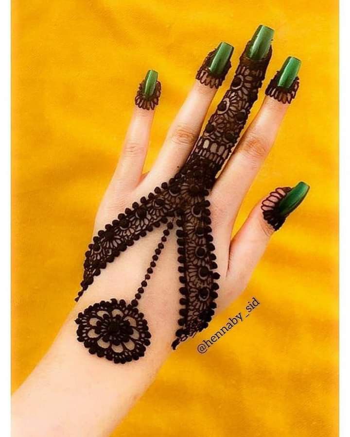 Punjabi Royal Hand Mehndi Design (17) Punjabi Royal Hand Mehndi Design (17)