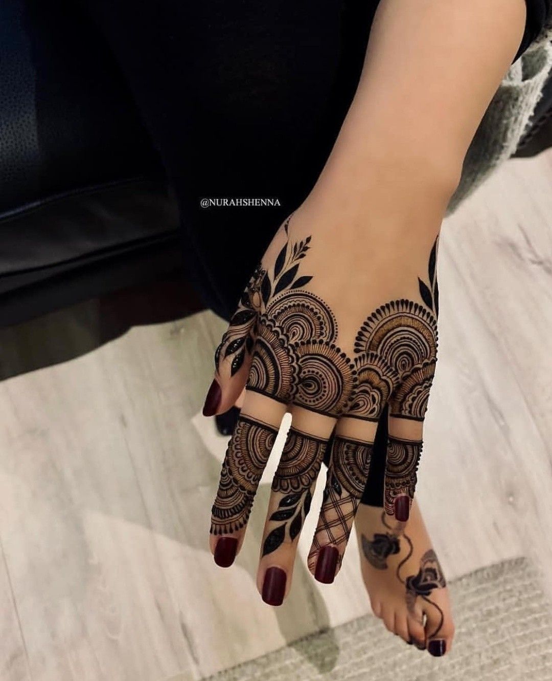 Punjabi Royal Hand Mehndi Design (20) Punjabi Royal Hand Mehndi Design (20)
