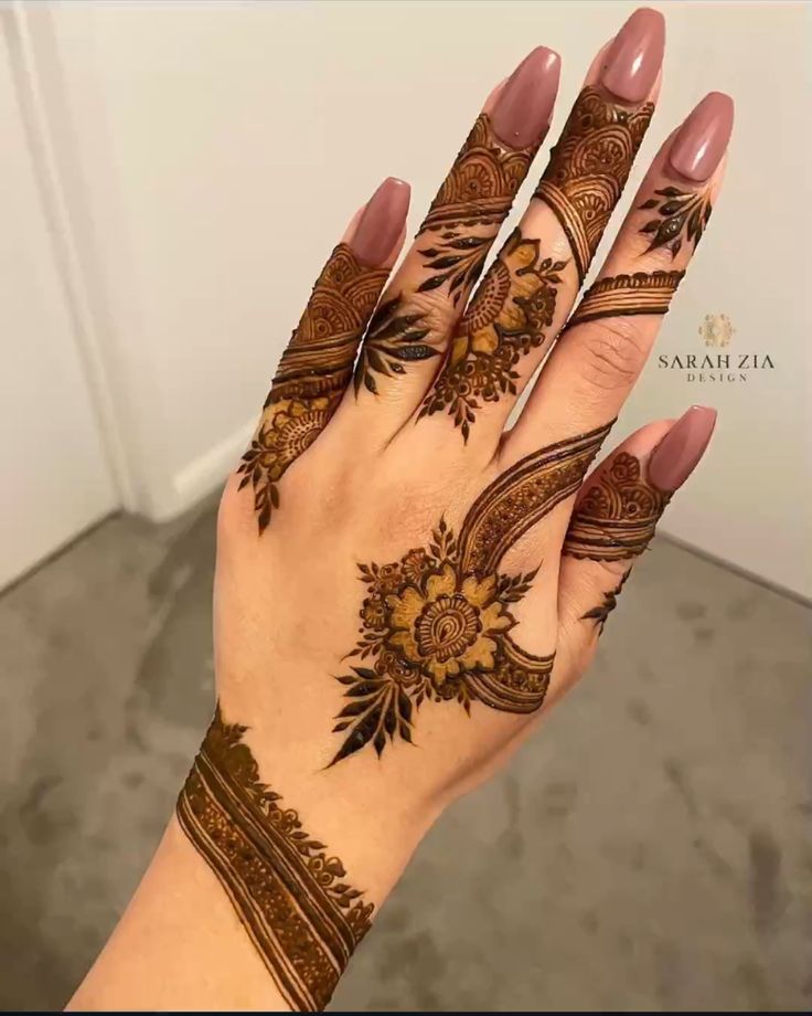 Punjabi Royal Hand Mehndi Design (7) Punjabi Royal Hand Mehndi Design (7)