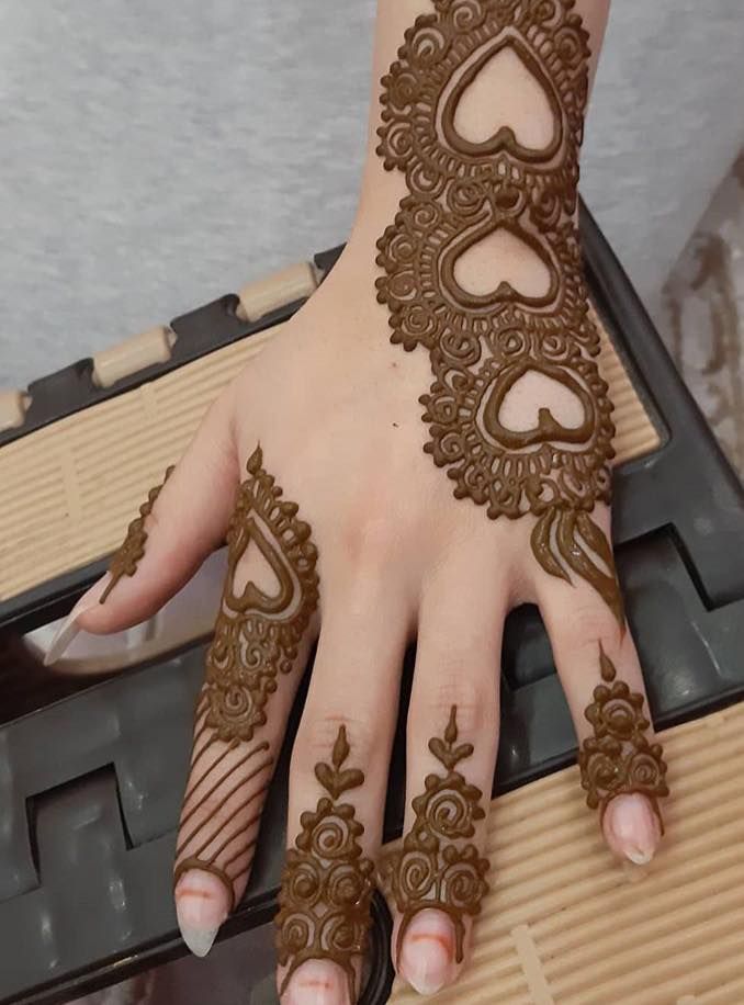 Punjabi Royal Mehndi Design (4) Punjabi Royal Mehndi Design (4)