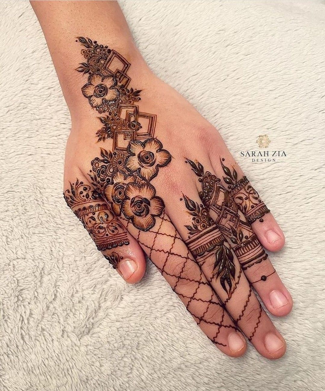 Punjabi Royal Mehndi Design Front Hand (15) Punjabi Royal Mehndi Design Front Hand (15)