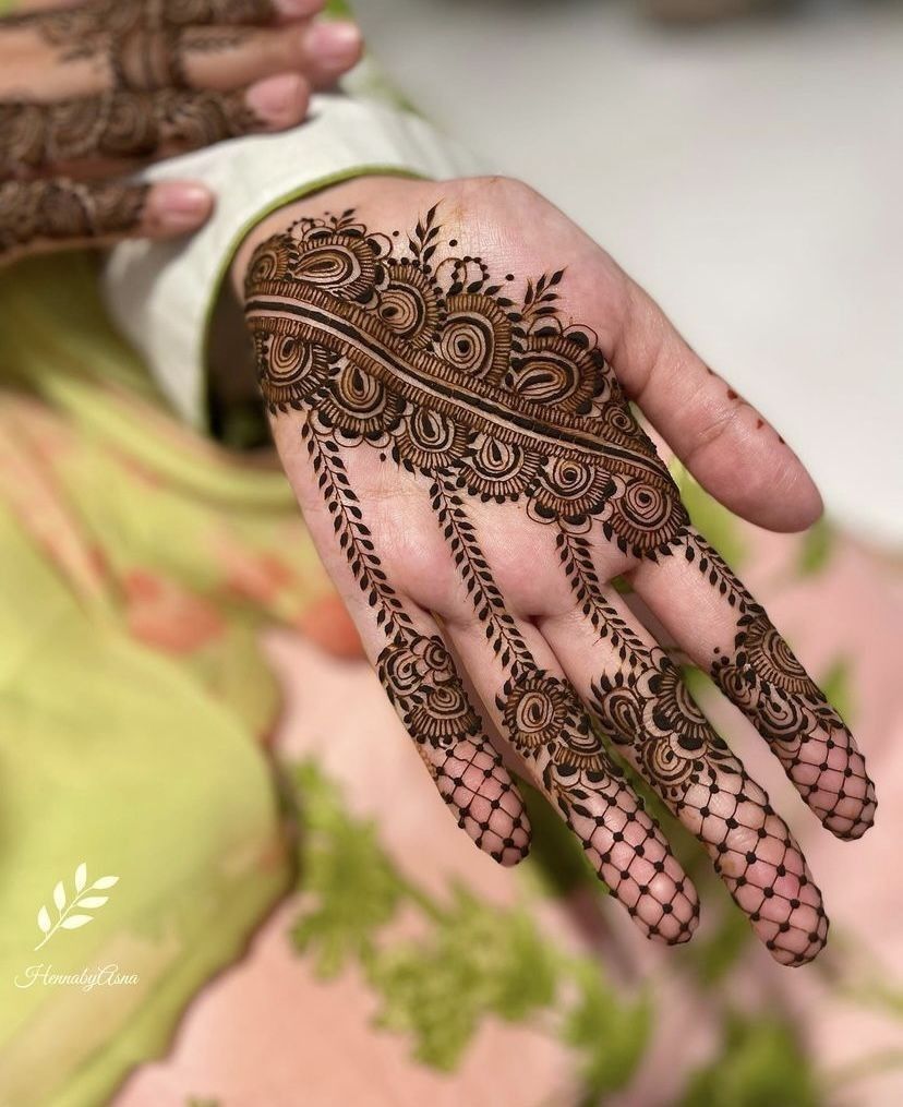 Punjabi Royal Mehndi Design Front Hand (23) Punjabi Royal Mehndi Design Front Hand (23)