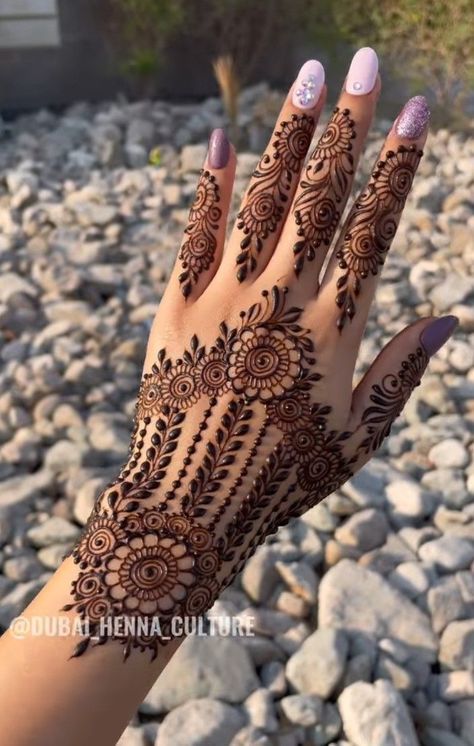 Punjabi Royal Mehndi Design Front Hand (38) Punjabi Royal Mehndi Design Front Hand (38)