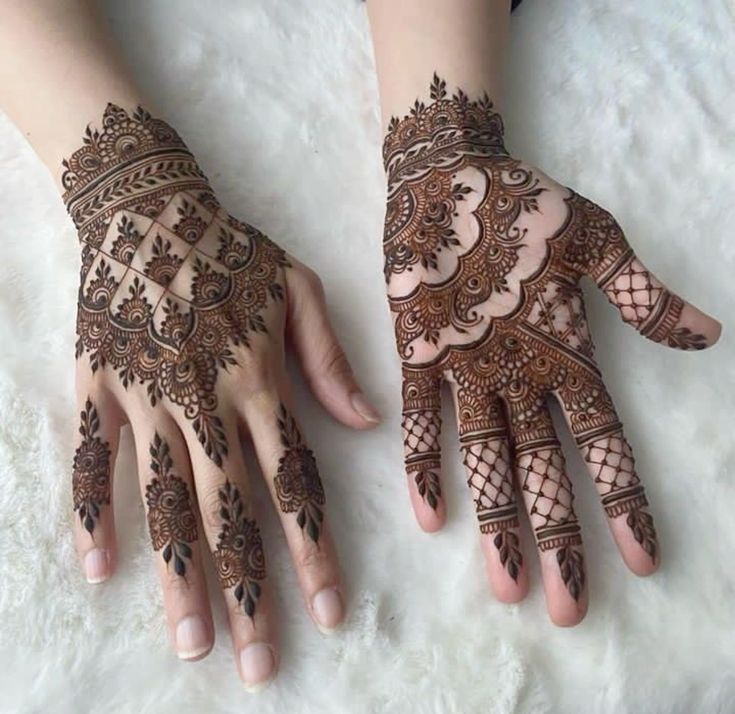 Punjabi back Hand Mehndi Design (16) Punjabi back Hand Mehndi Design (16)