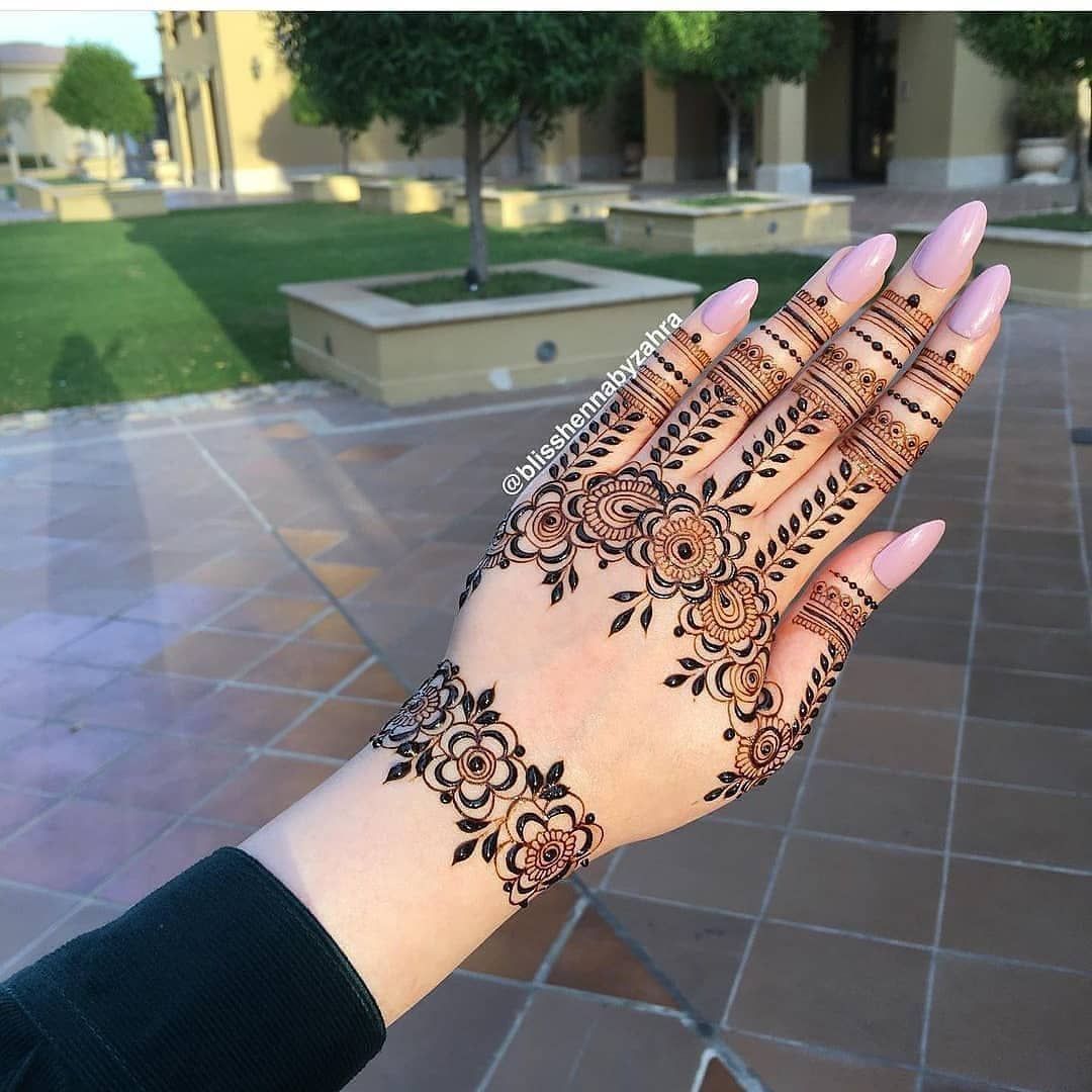 Royal Mehndi Designs Back Hand (22)