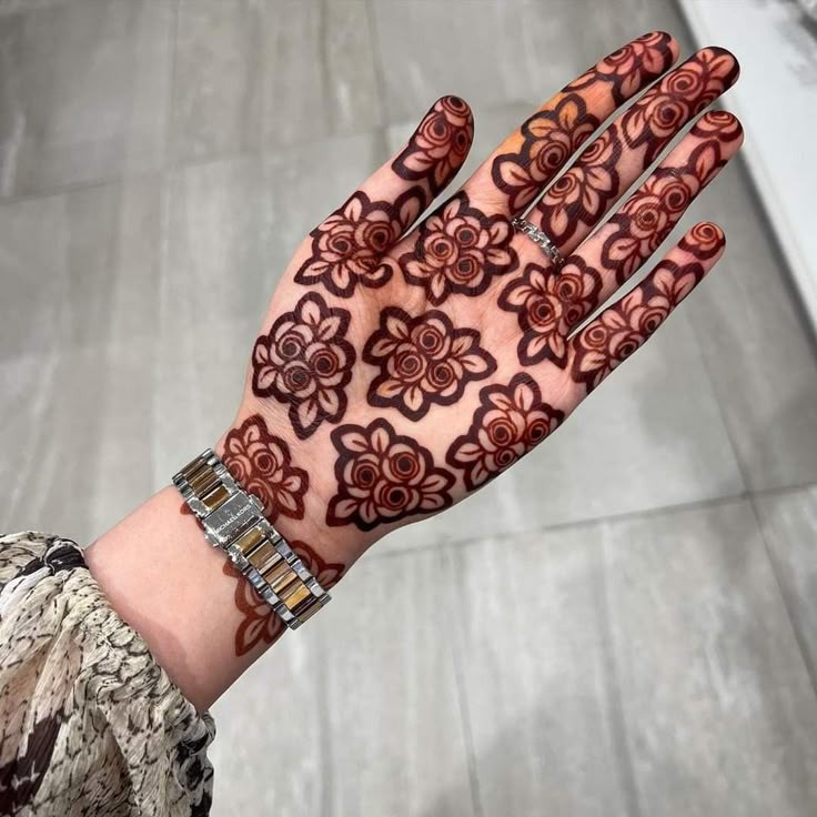 Simple Cute Mehndi Design Front Hand Easy and Beautiful (6)