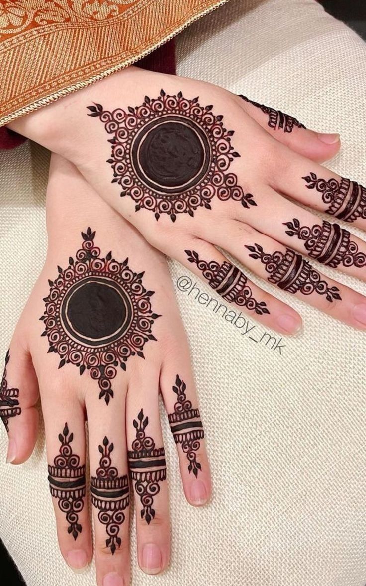 Simple Mehndi Design Images (5)