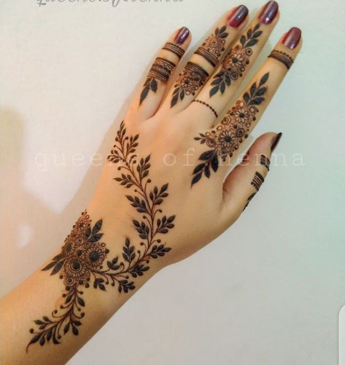Simple Mehndi Design Photos (12)