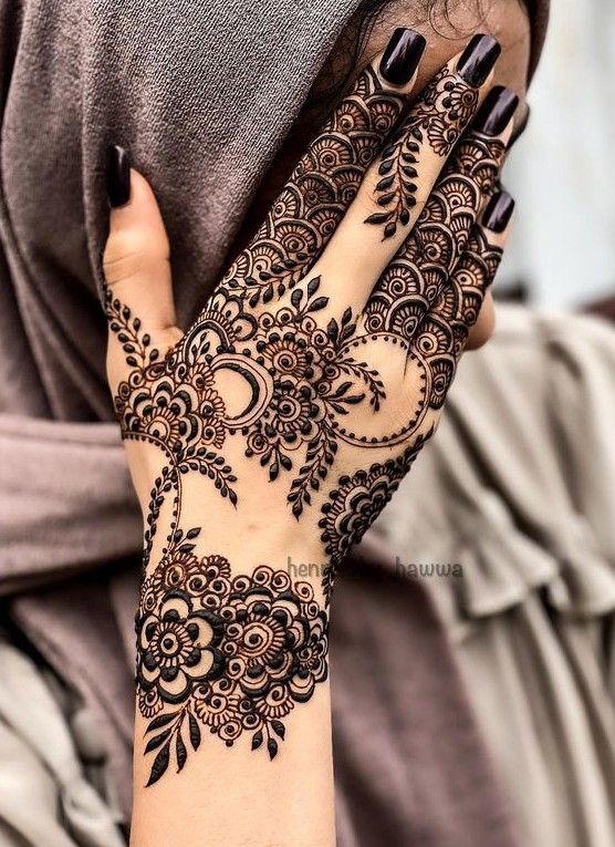 Very Easy Arabic Mehndi Design (23)