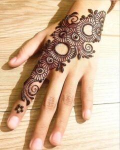 imgi 190 back hand short stylish mehndi design simple and beautiful 240x300