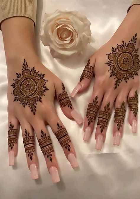 imgi 194 simple mehndi design aage ka