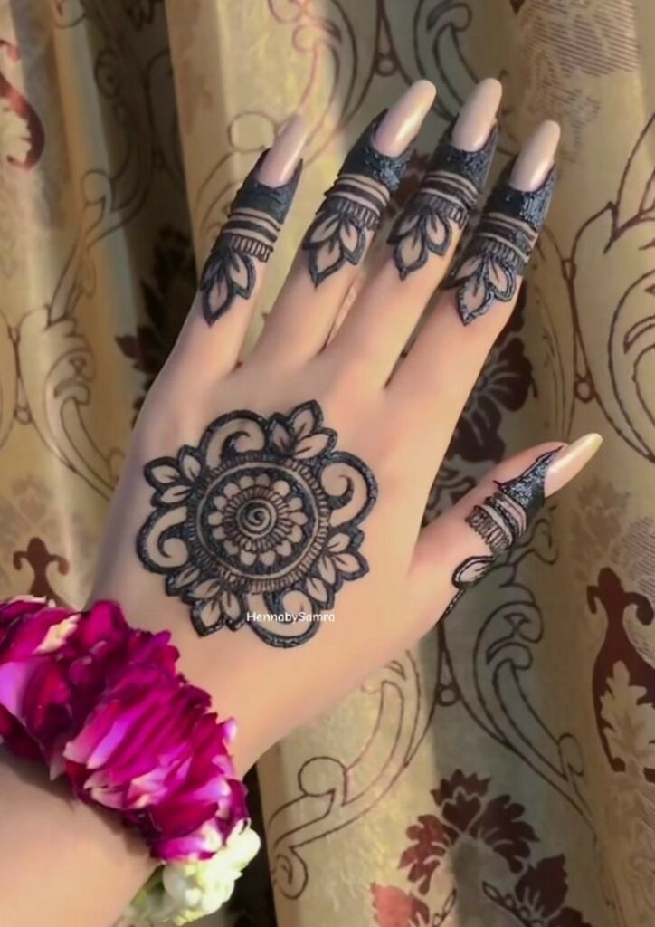 imgi 312 simple mehndi design dark 724x1024