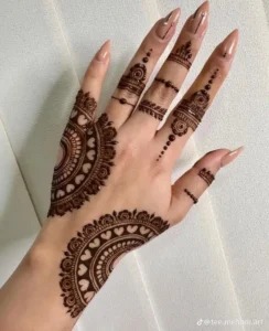 imgi 335 simple back hand mehndi design photo 244x300