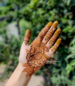 imgi 343 simple arabic front hand mehndi design 262x300