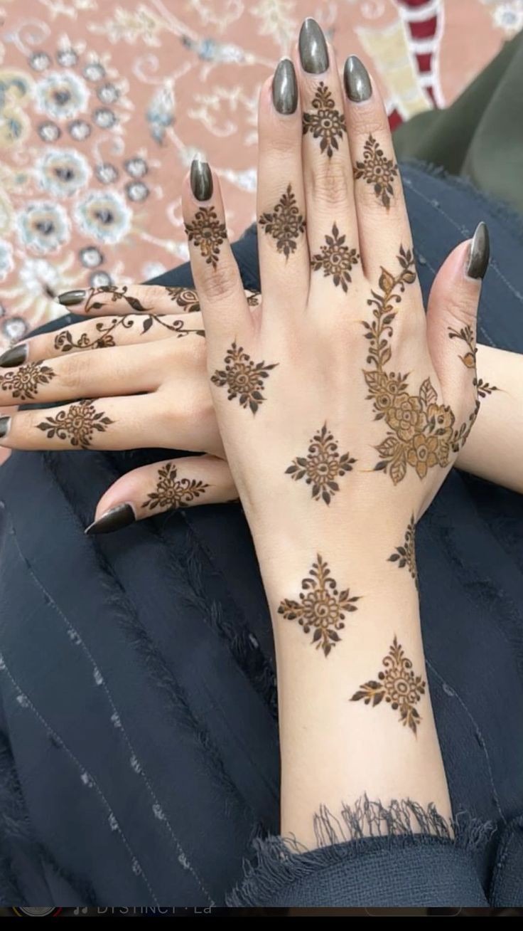 imgi 37 simple mehndi design dots