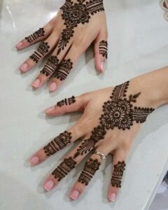 imgi 396 best and simple mehndi designs for kids 2 240x300