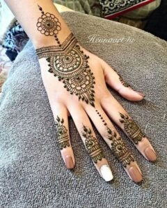 imgi 428 mehndi designs for kids front hand simple and beautiful 3 240x300