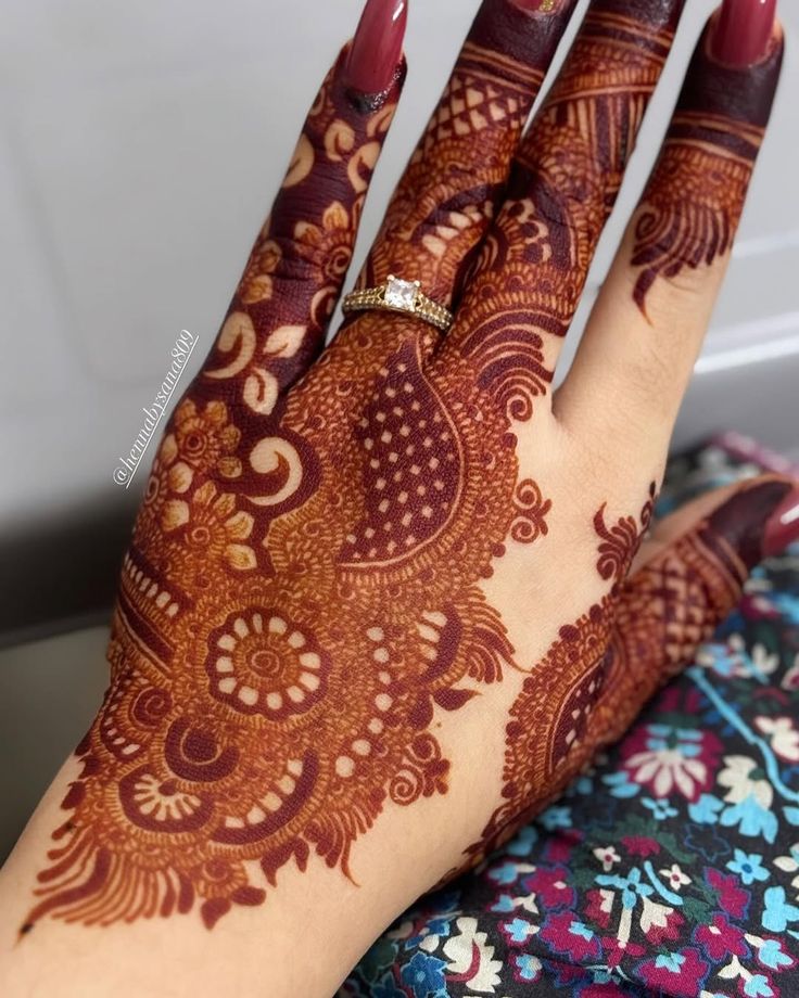 Easy Mehndi Design Beautiful (14) Easy Mehndi Design Beautiful (14)