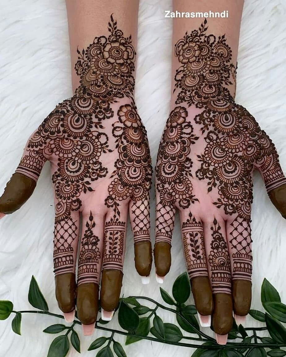 Modern Royal Hand Mahndi Design (6)