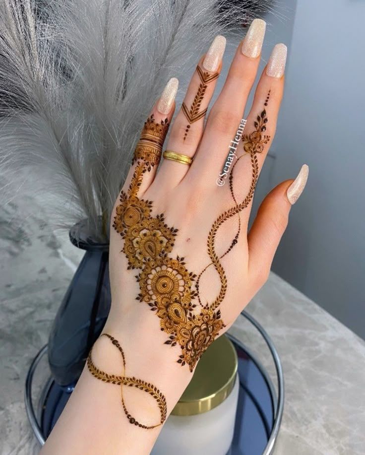 New Simple Mehndi Design (16)