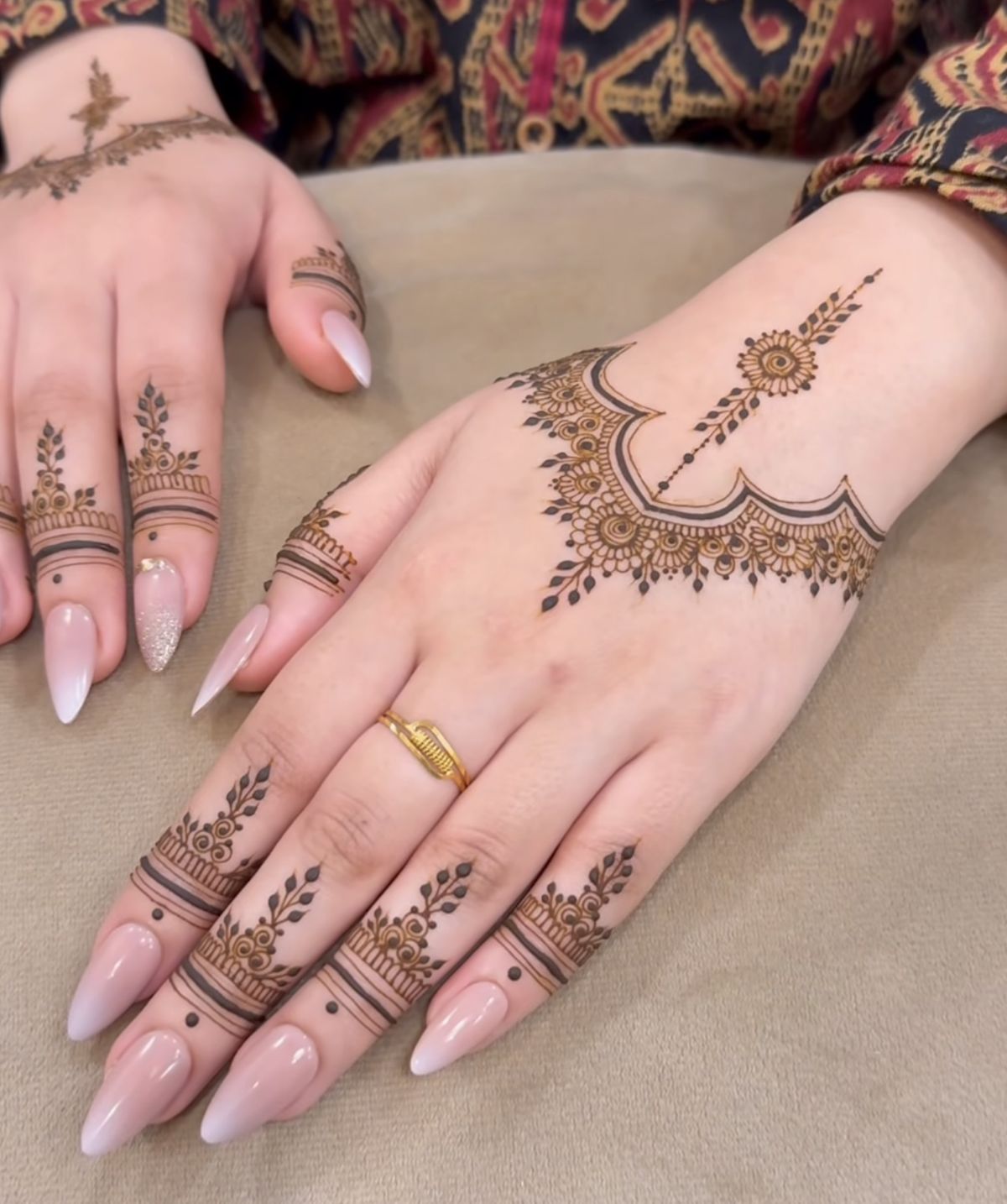 New Simple Mehndi Design (19)