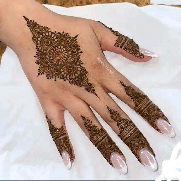 New Simple Mehndi Design (31)