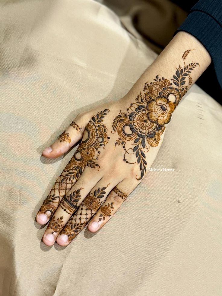 Punjabi Royal Mehndi Design (44) Punjabi Royal Mehndi Design (44)