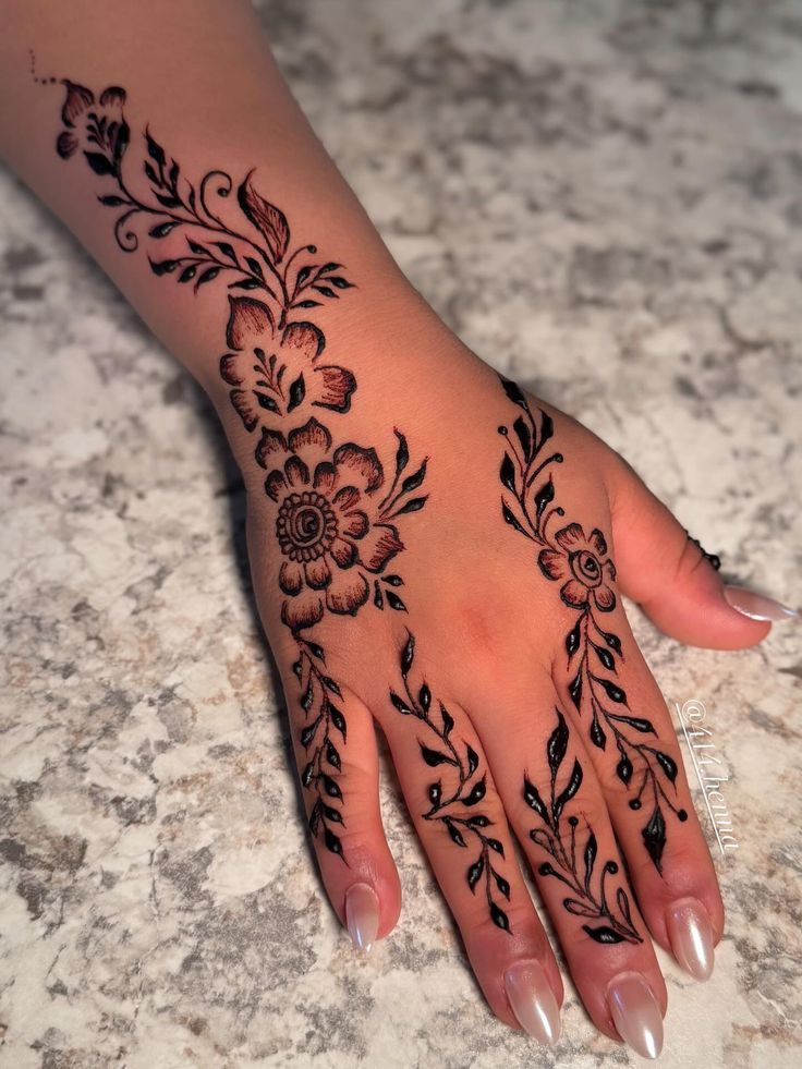 Royal Easy and Beautiful Mehndi Design (22) Royal Easy and Beautiful Mehndi Design (22)