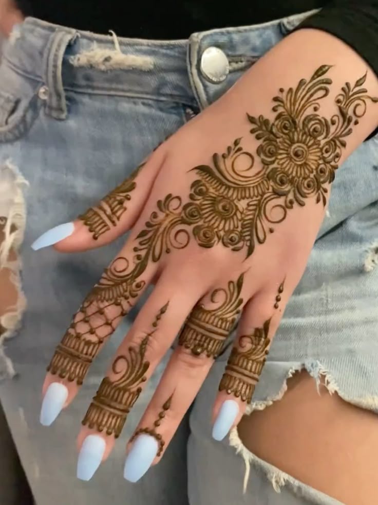 Royal Easy and Beautiful Mehndi Design (8) Royal Easy and Beautiful Mehndi Design (8)