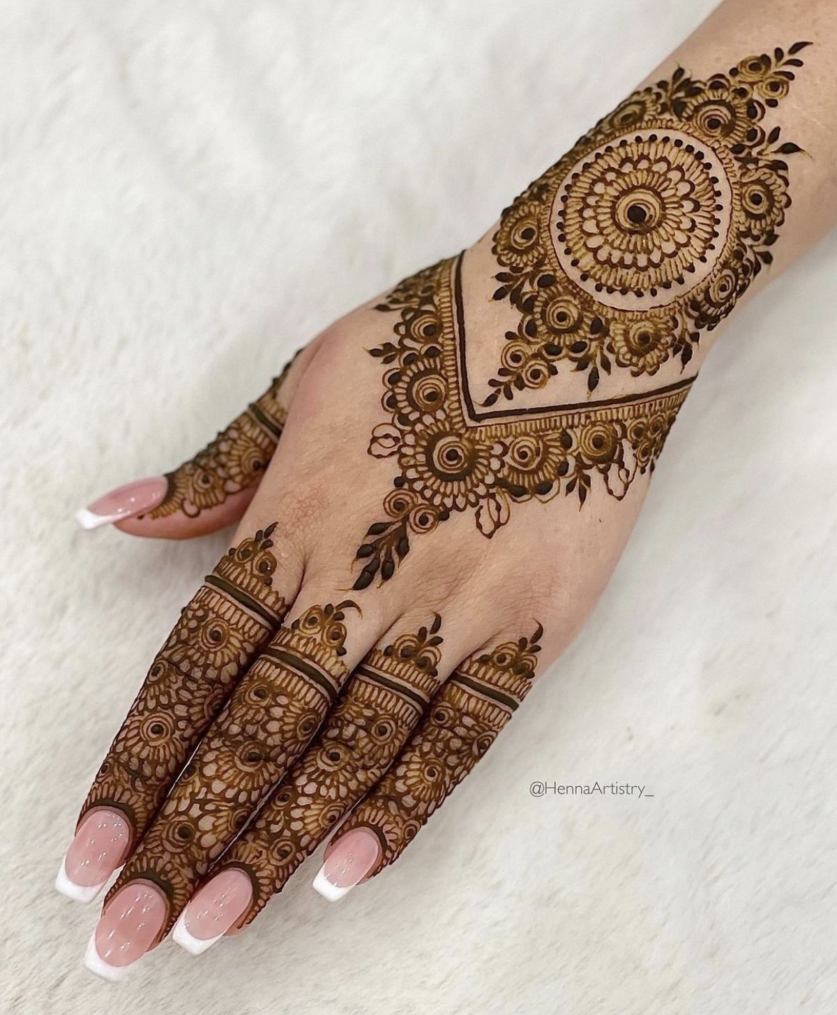 Royal Mehndi Designs Arabic Styles (11)