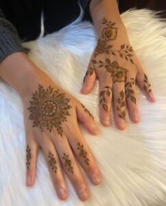 imgi 245 simple mehndi design aage ki aesthetic 242x300