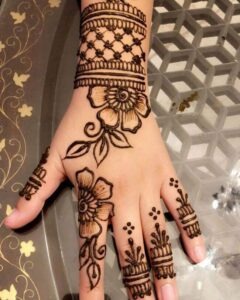 imgi 369 simple doll mehndi design for kids 240x300