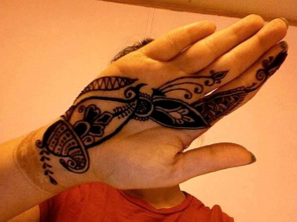 imgi 46 simple mehndi for kids5
