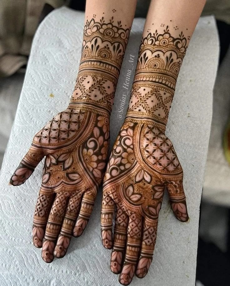 imgi 95 symmetrical mehndi designs 7
