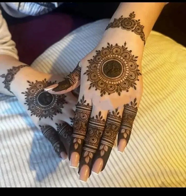 Beautiful Simple Mehndi Designs