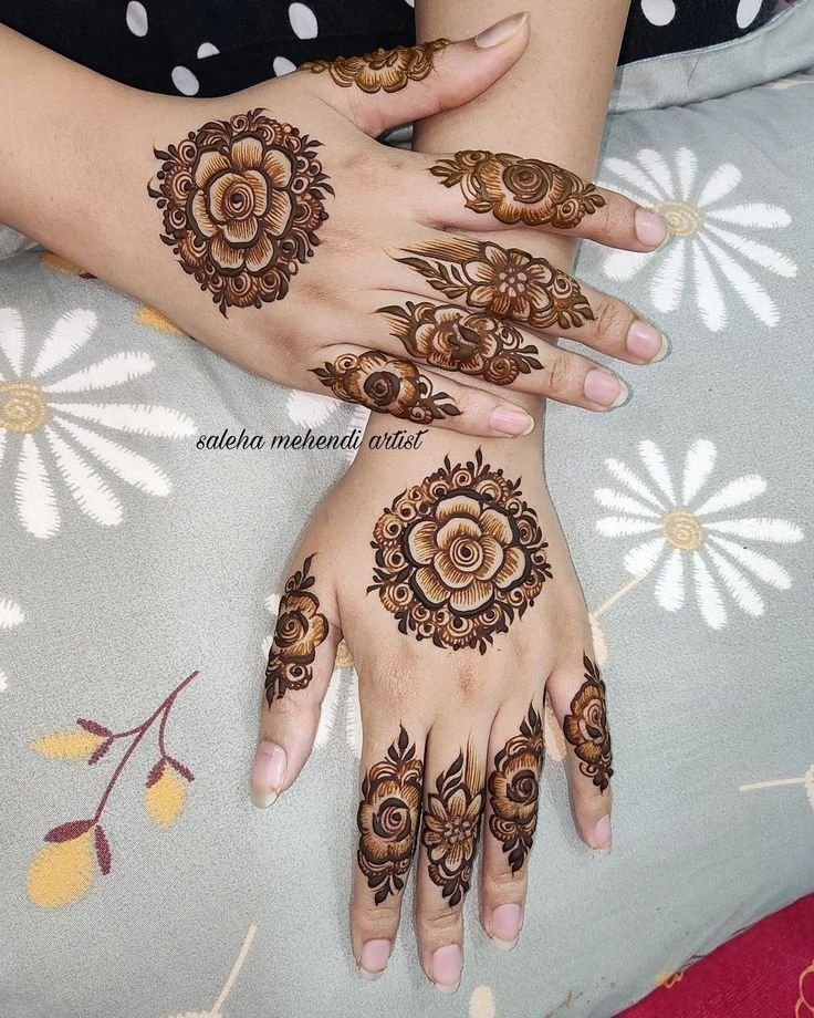 Mehndi art design