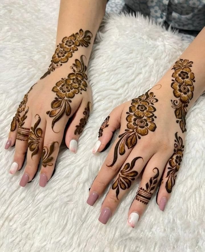 Simple mehndi design upper hand (4)