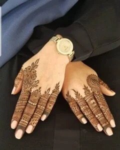 Stylish simple mehndi design Stylish simple mehndi design